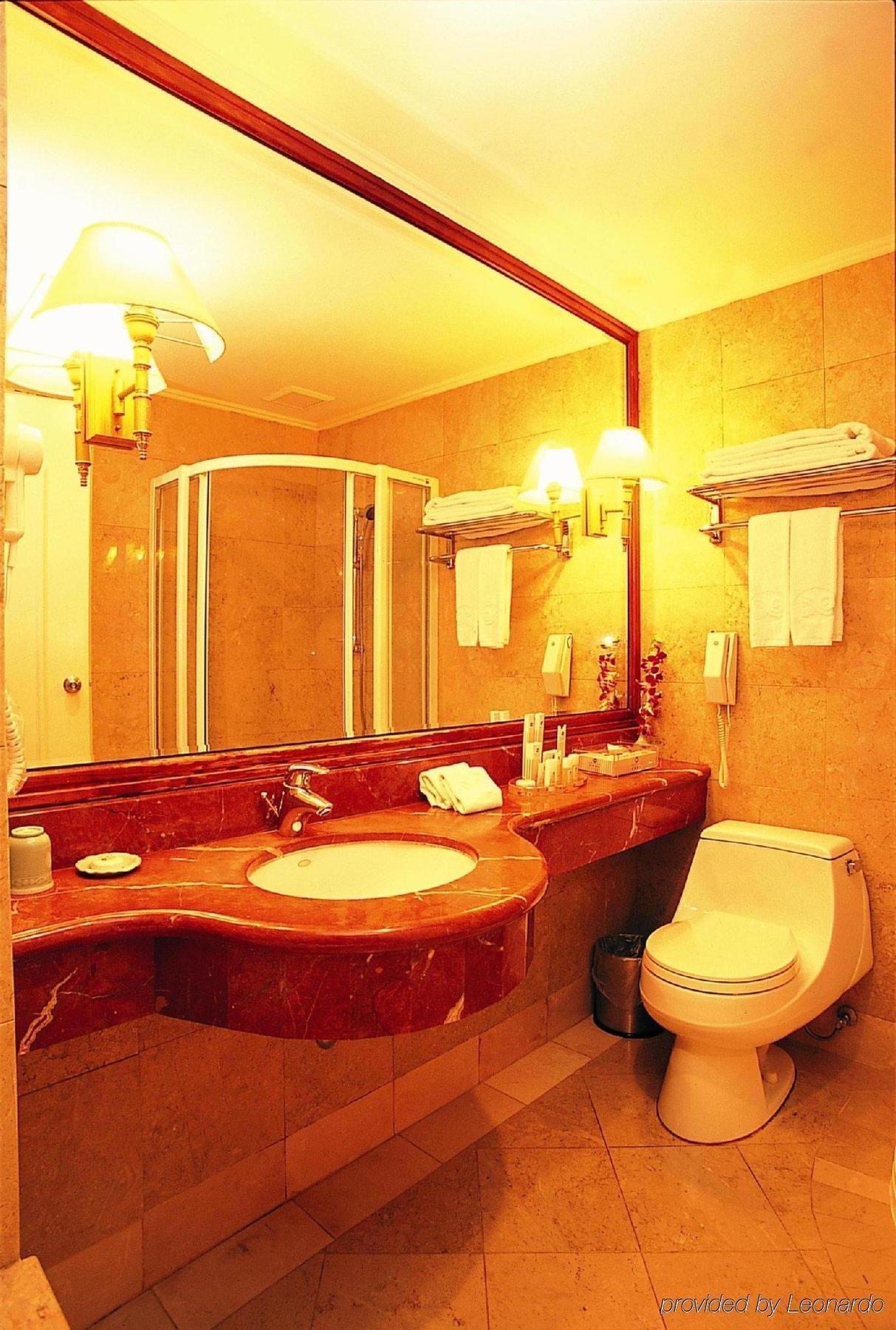 Grand Boss Hotel Yilan Exterior foto
